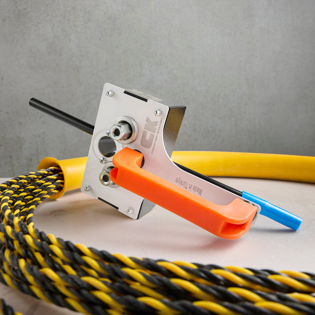 V.2 Conduit King - Conduit King Cable Feeder